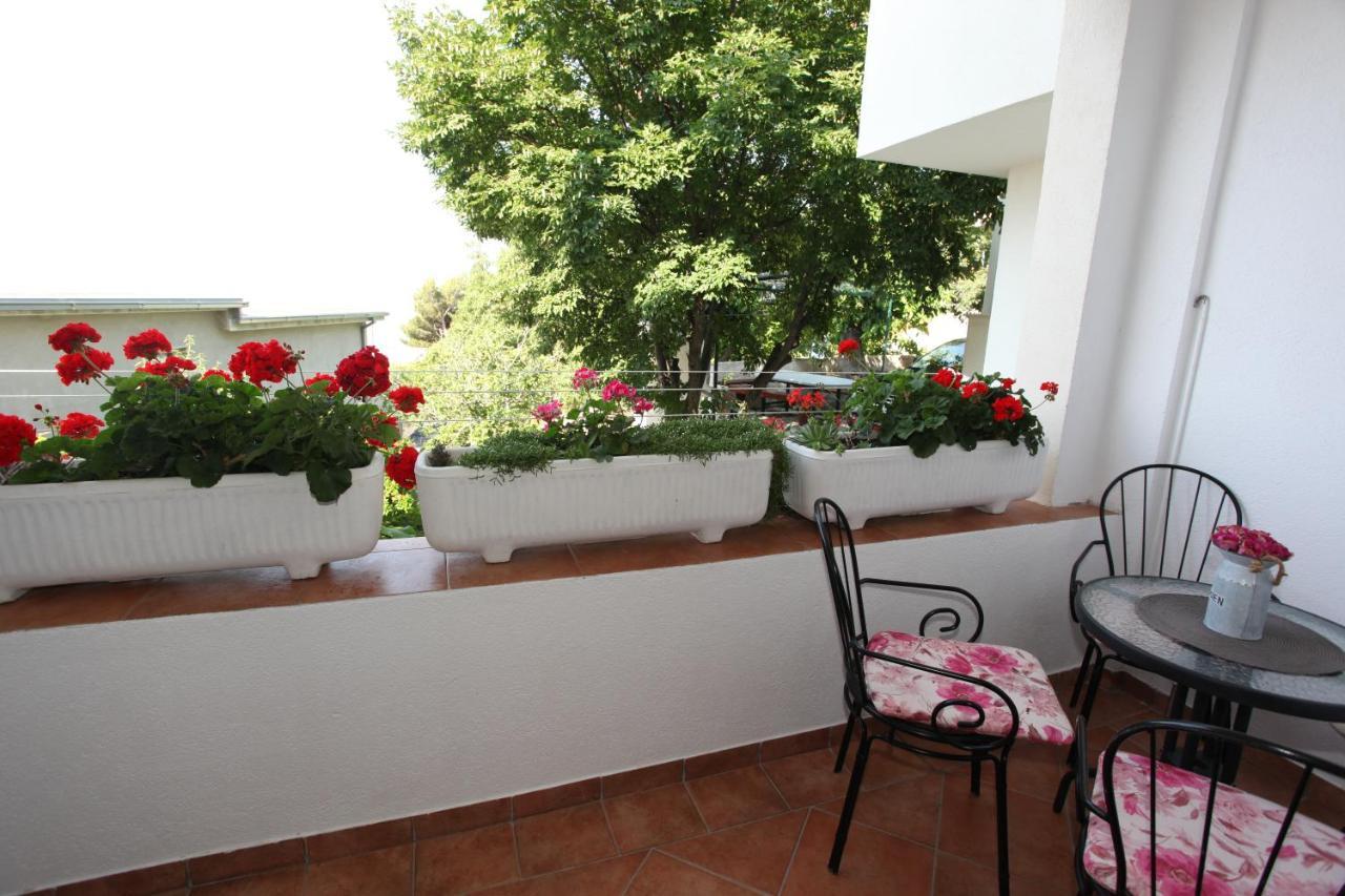 Apartments Rustica Makarska Dış mekan fotoğraf